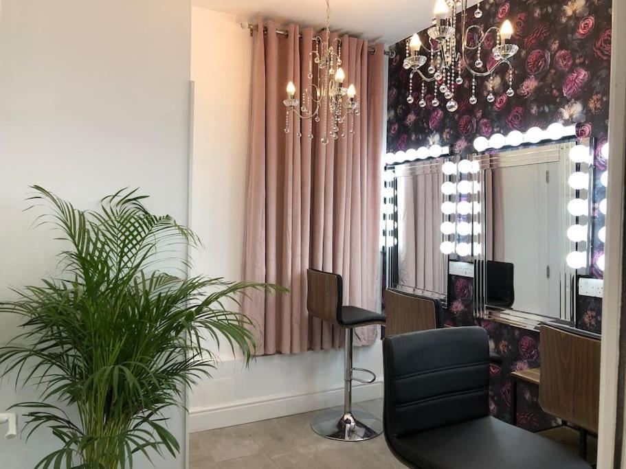 Ten Streets Bed & Breakfast Liverpool Dış mekan fotoğraf