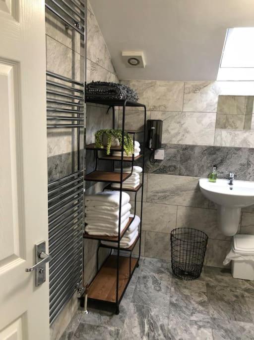 Ten Streets Bed & Breakfast Liverpool Dış mekan fotoğraf