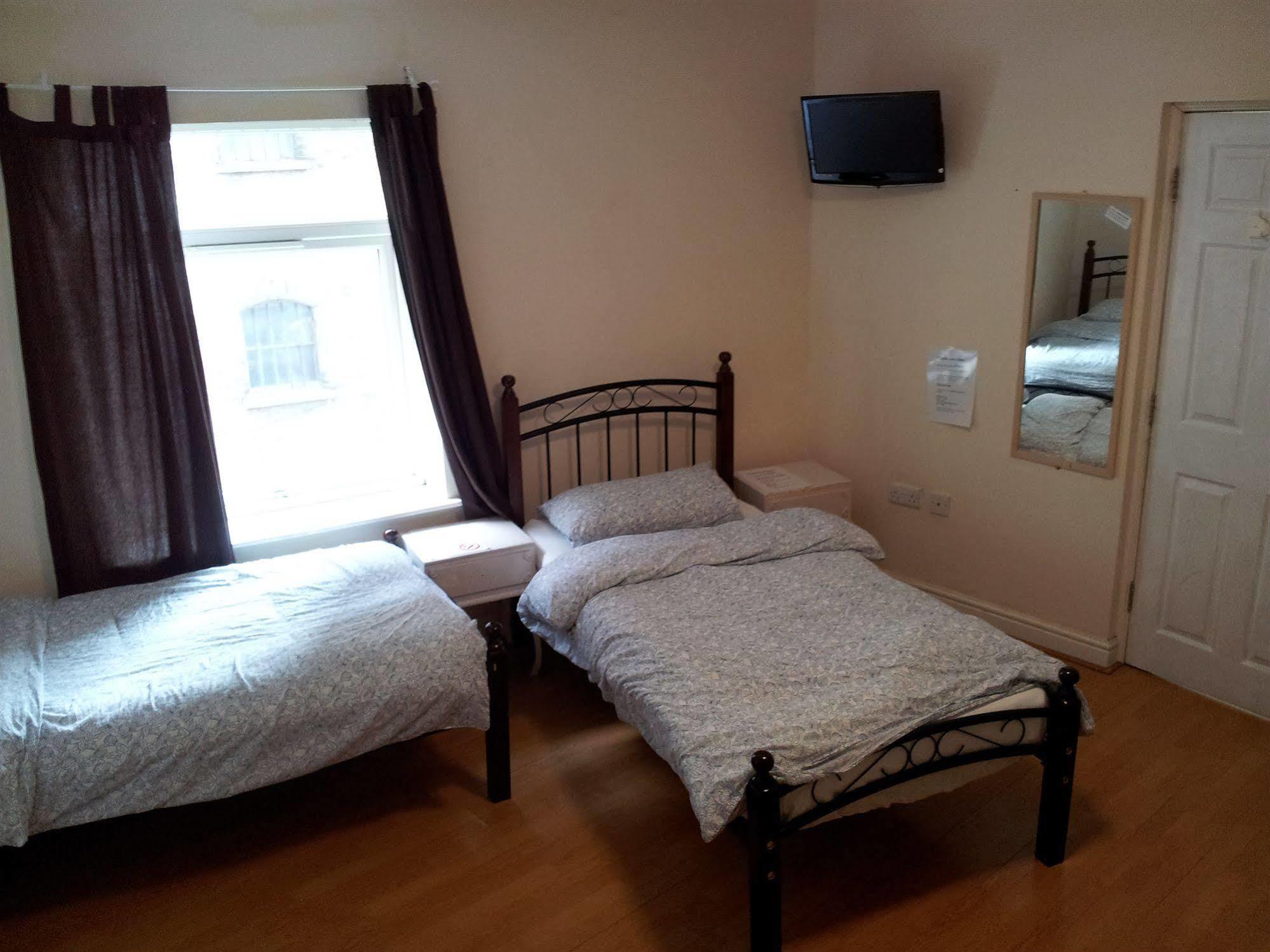 Ten Streets Bed & Breakfast Liverpool Dış mekan fotoğraf