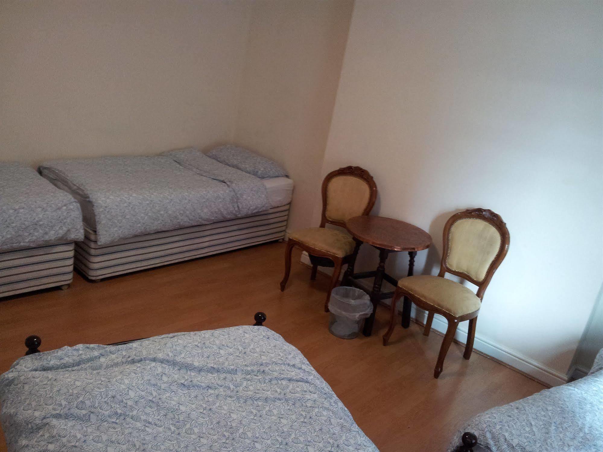 Ten Streets Bed & Breakfast Liverpool Dış mekan fotoğraf