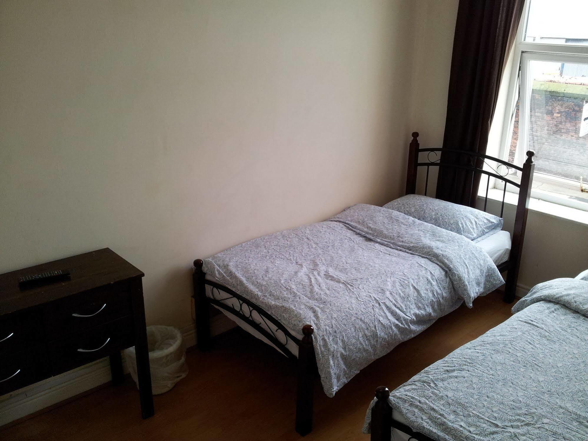 Ten Streets Bed & Breakfast Liverpool Dış mekan fotoğraf